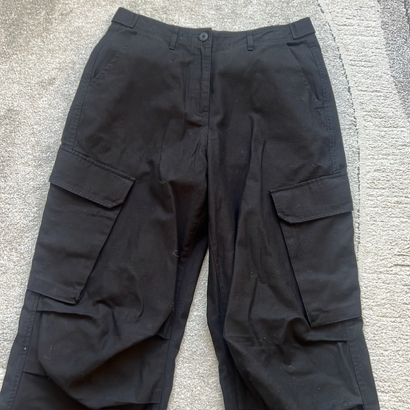 Kith black cotton cargo! Omg! Adjustable at the bottom. Oversized fit. - Picture 2 of 10